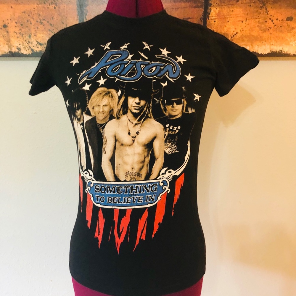 ROCK N ROLL🎸 POISON 2011 TOUR T-SHIRT Small